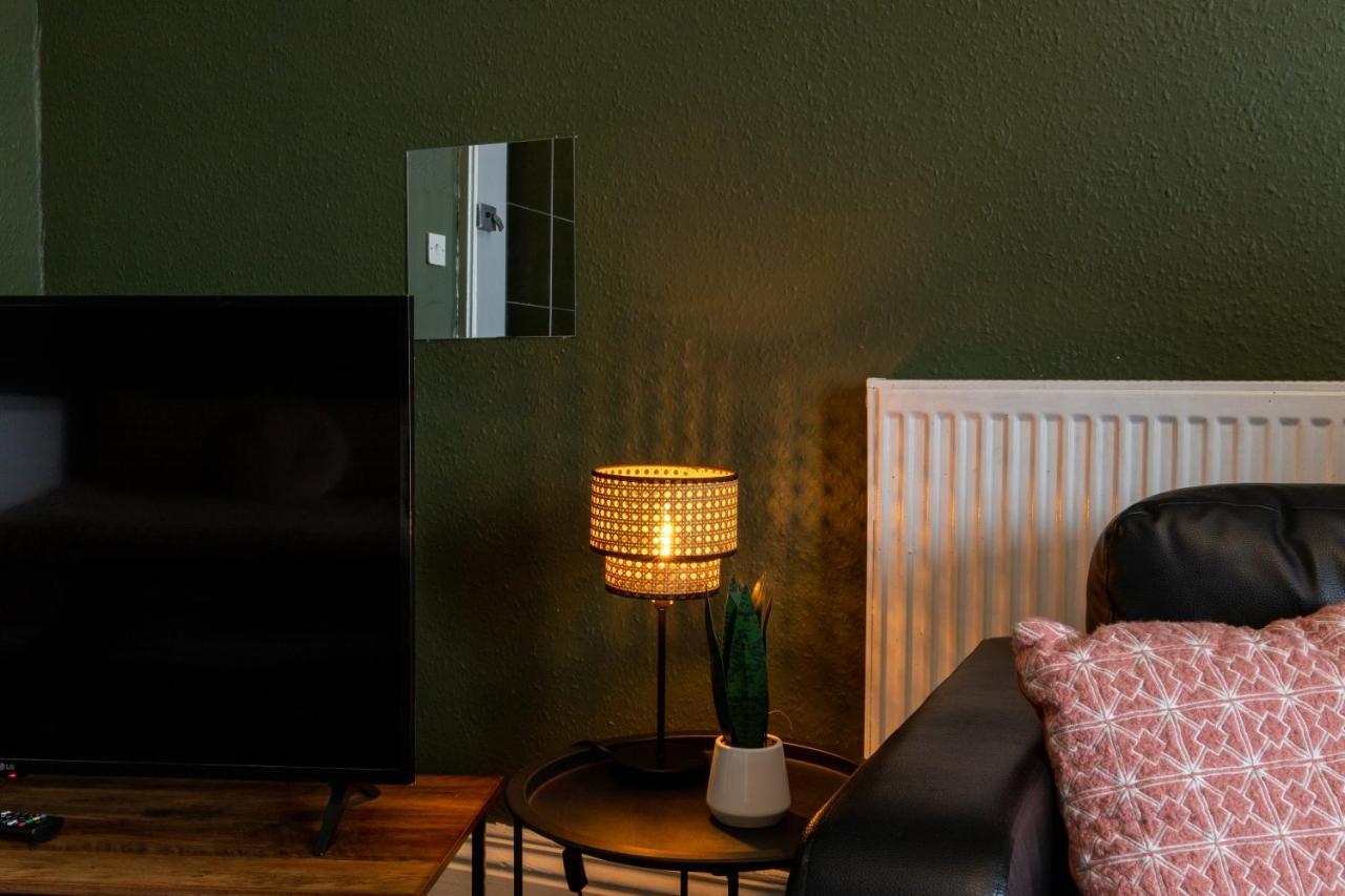 Digbeth City Centre Apartment Sleeps 12 Opposite Coach Station Birmingham Kültér fotó