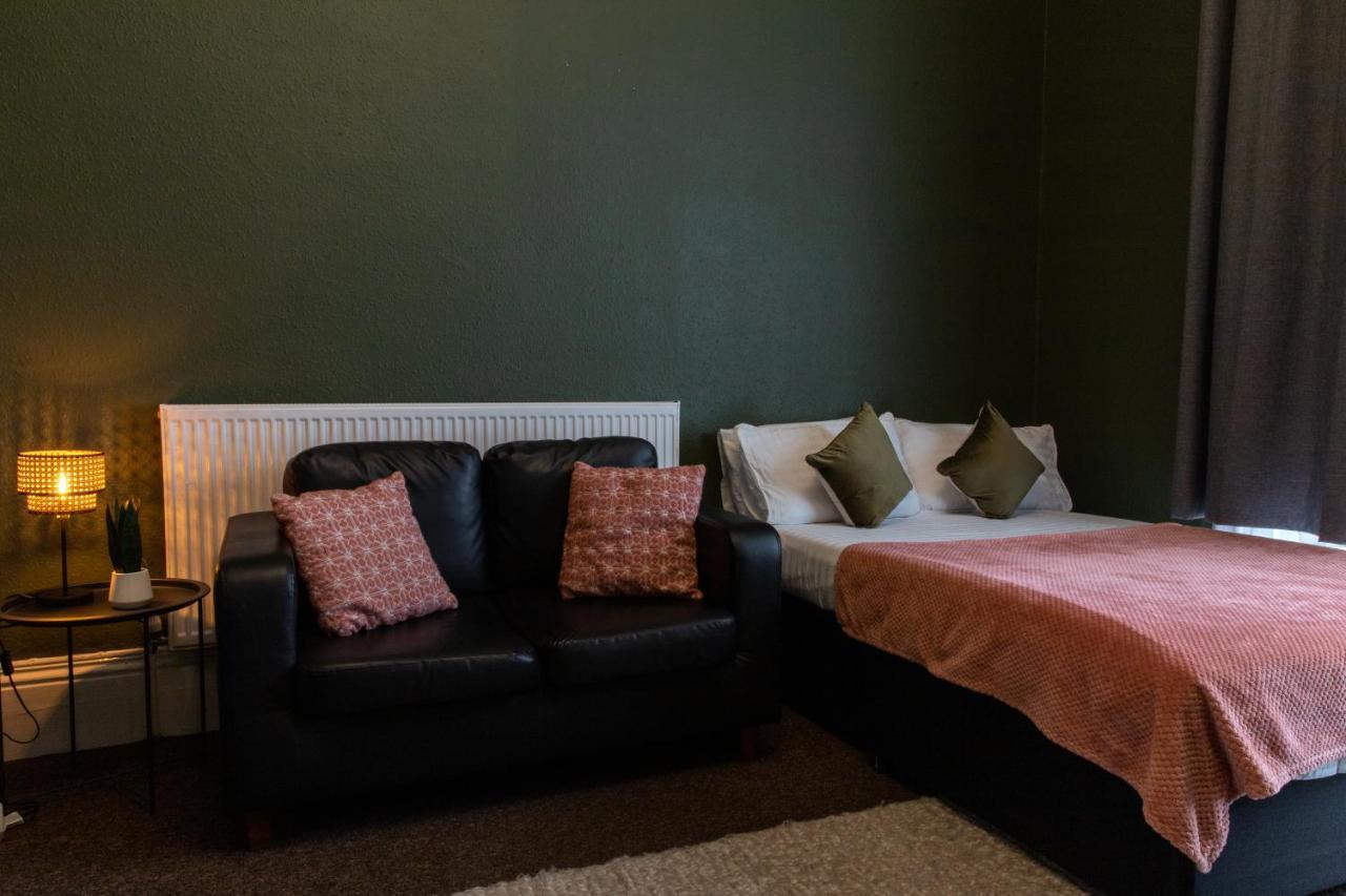 Digbeth City Centre Apartment Sleeps 12 Opposite Coach Station Birmingham Kültér fotó