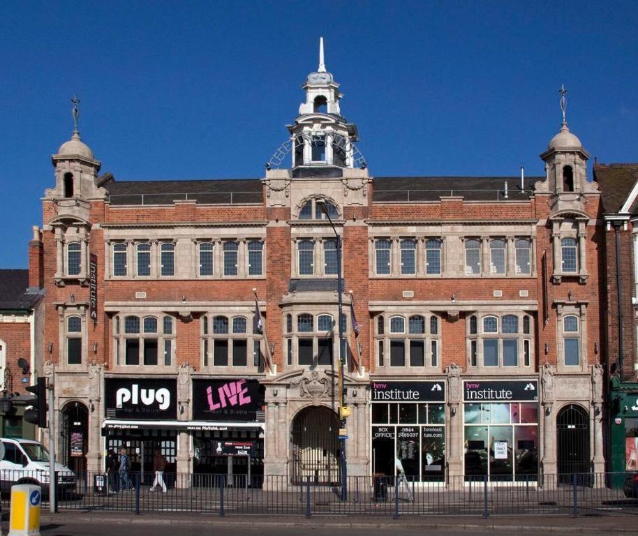 Digbeth City Centre Apartment Sleeps 12 Opposite Coach Station Birmingham Kültér fotó