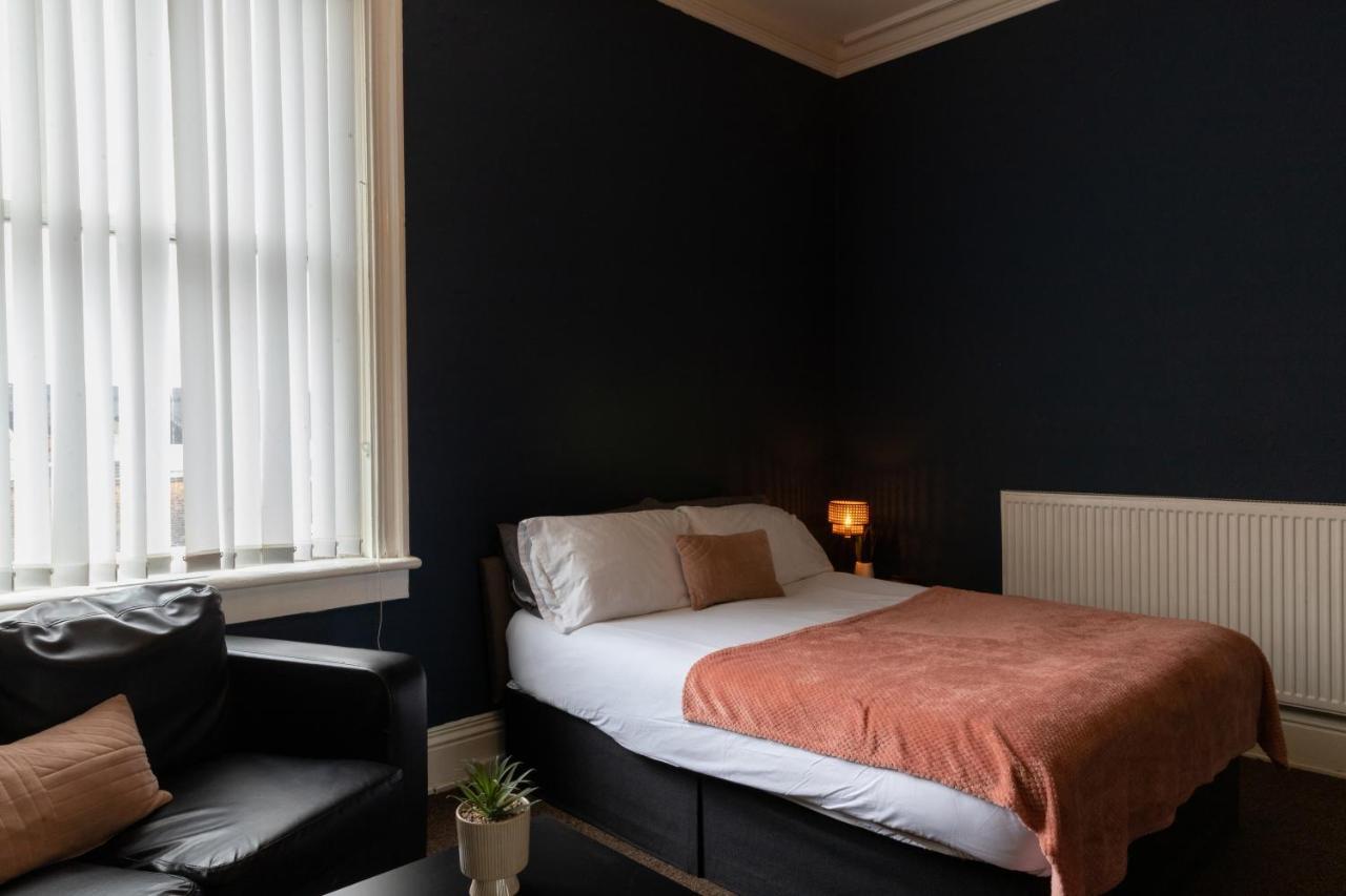 Digbeth City Centre Apartment Sleeps 12 Opposite Coach Station Birmingham Kültér fotó